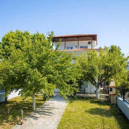Ellie'S House Villa Неа Плагия Екстериор снимка