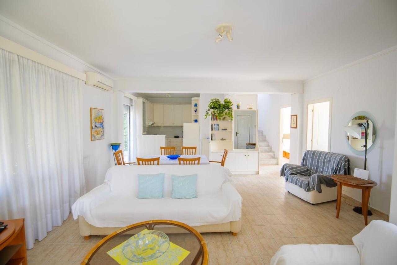Ellie'S House Villa Неа Плагия Екстериор снимка