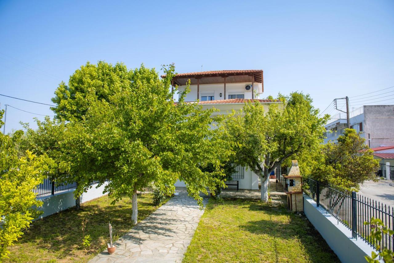 Ellie'S House Villa Неа Плагия Екстериор снимка
